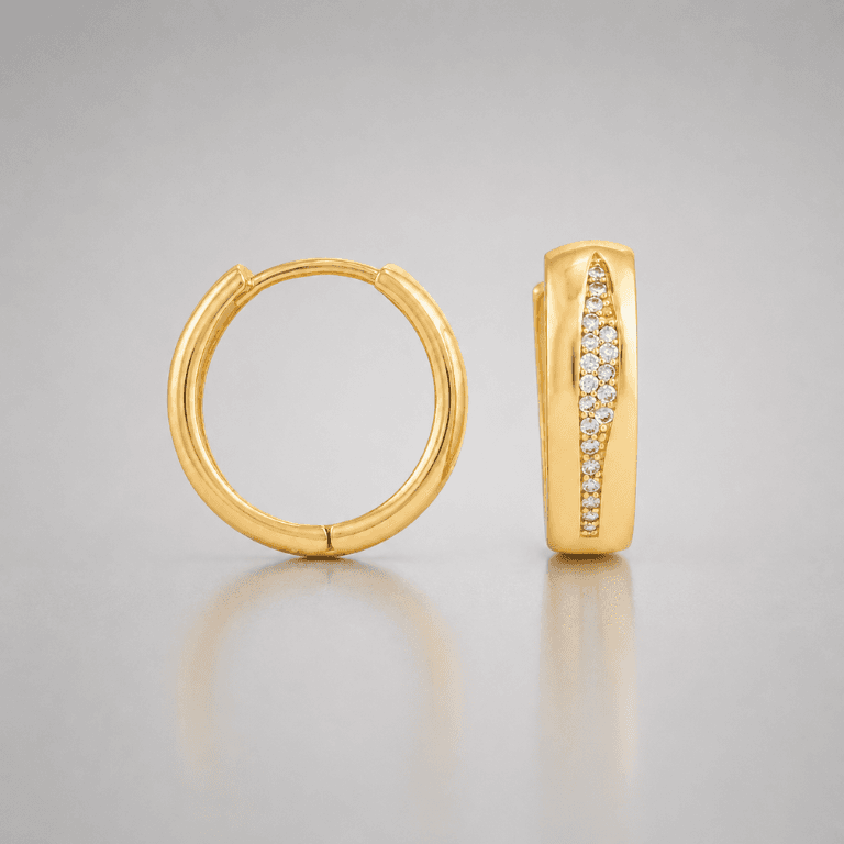 Brinco argola com Detalhes Cravejados em Zircônia Banhado a Ouro 18K
