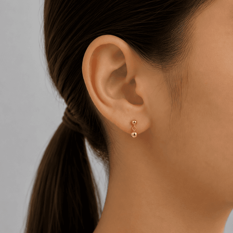 Brinco Elo com Bolinhas Infantil Banhado a Ouro 18K