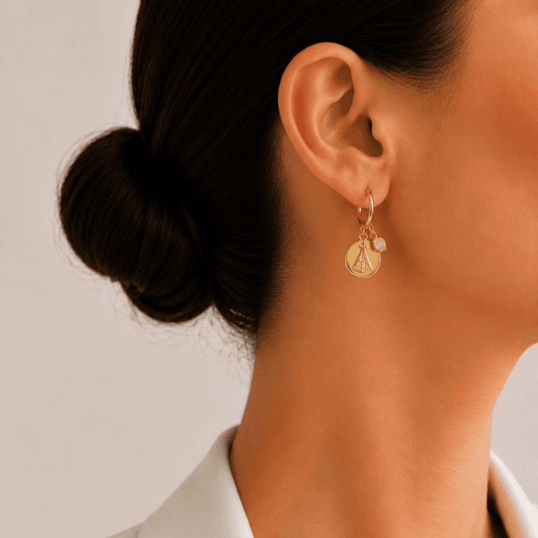 Brinco Argola com Pingente Nossa Senhora Aparecida Banhado a Ouro 18K