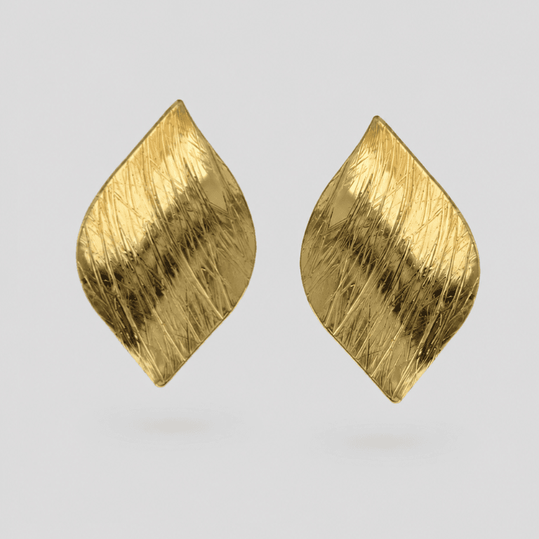 Brinco Folha Texturizada Banhado a Ouro 18K — default