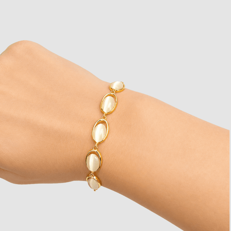Pulseira Oval com Madrepérola Ajustável Banhado a Ouro !8K