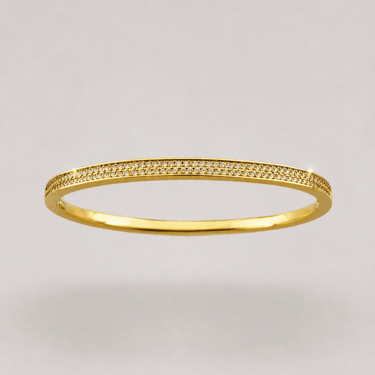 Bracelete Cravejado com Zircônias Cravação Pavê Banhado a Ouro !8K