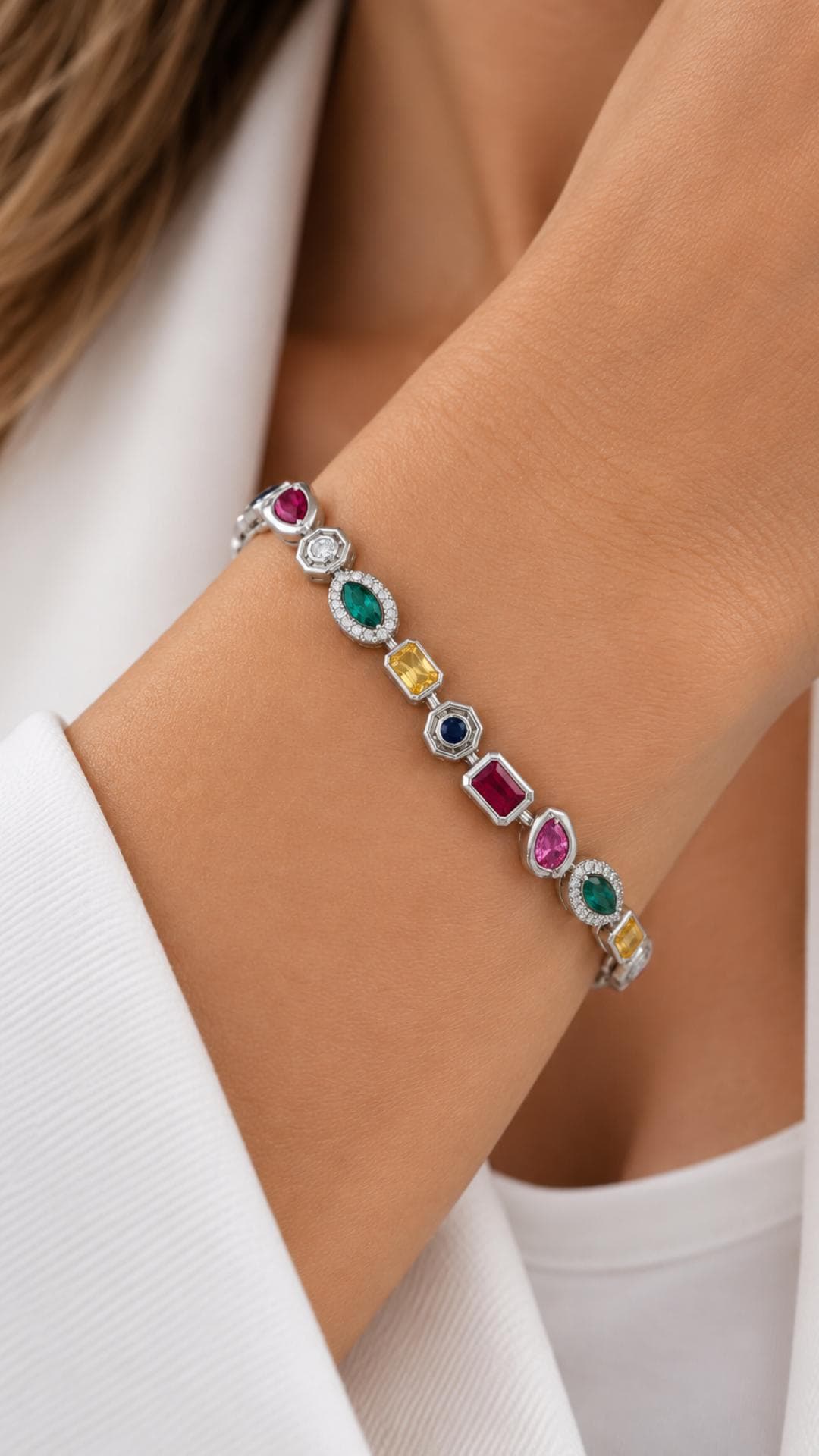 Pulseira Riviera Fio Faca Colorido Banhada a Ouro Branco