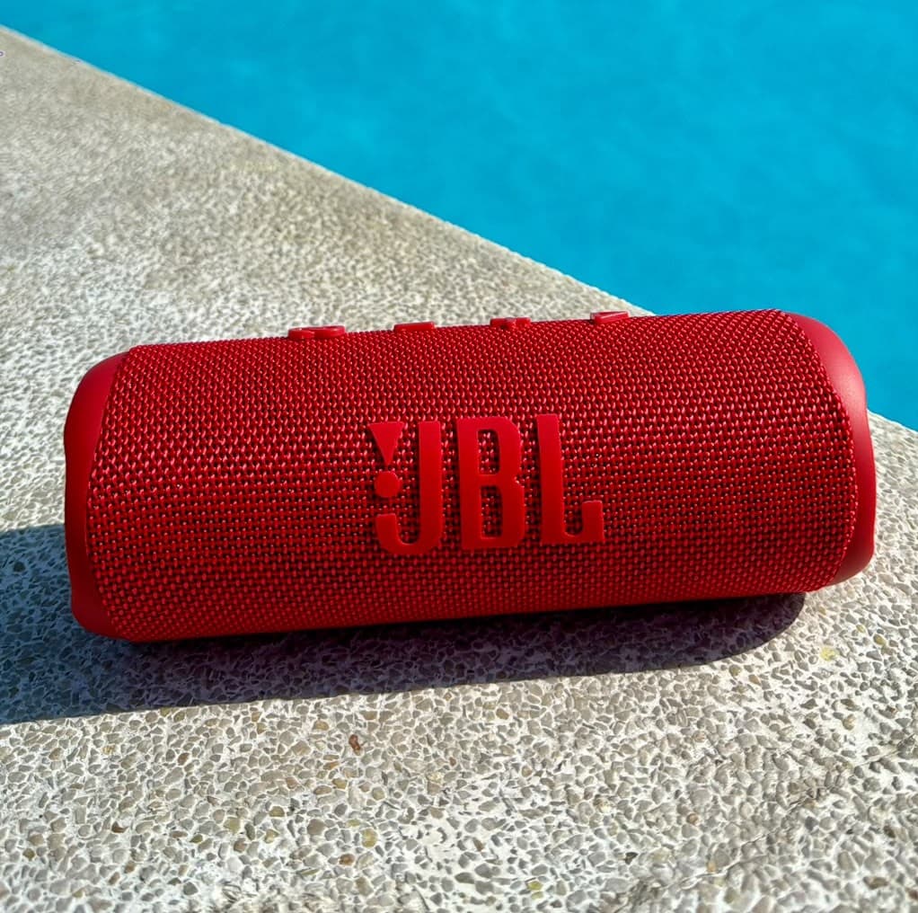 Parlante Portátil JBL Flip 7 — ROJO