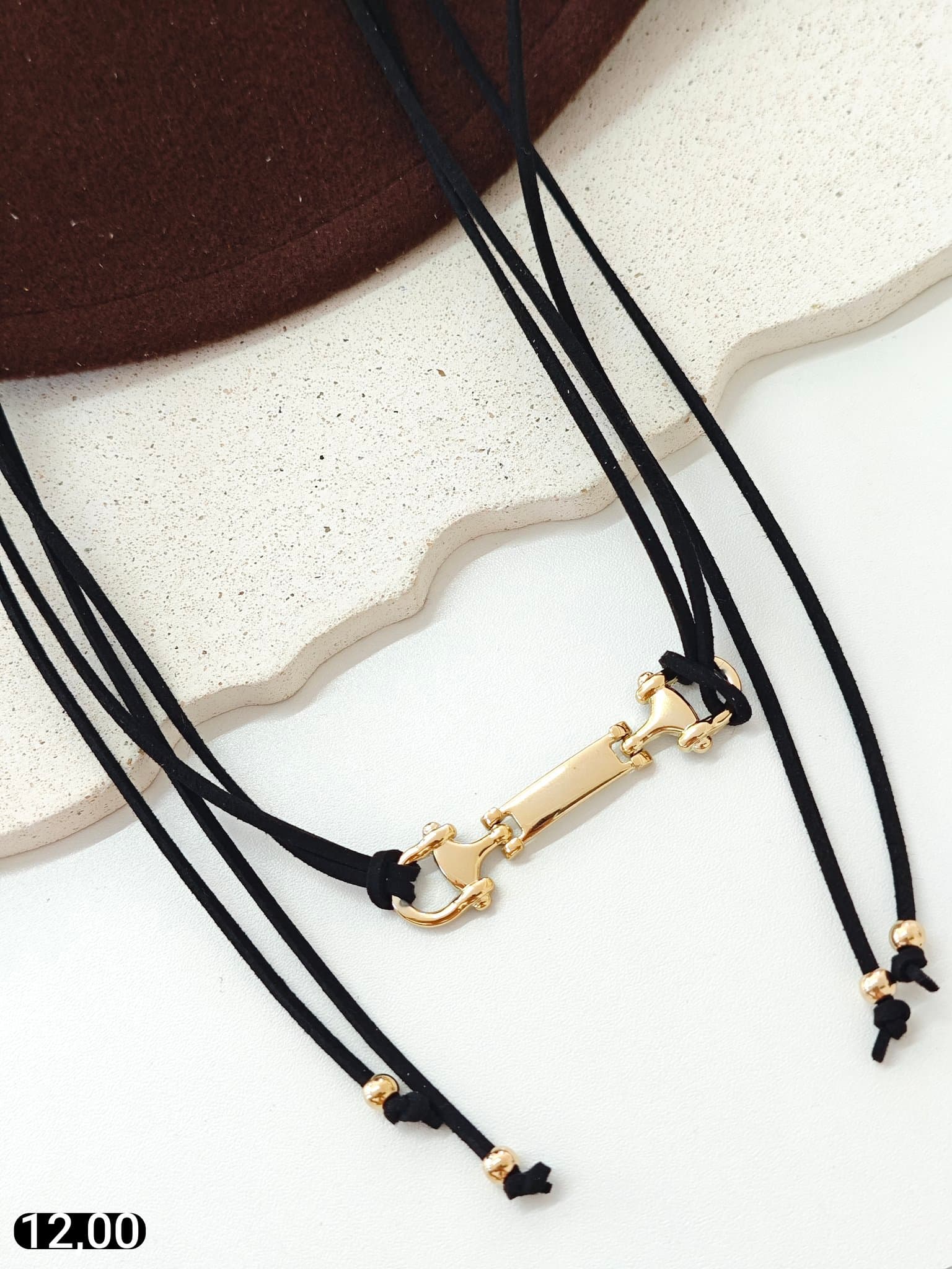 Colar Cordão com Barra Dourada — PRETO