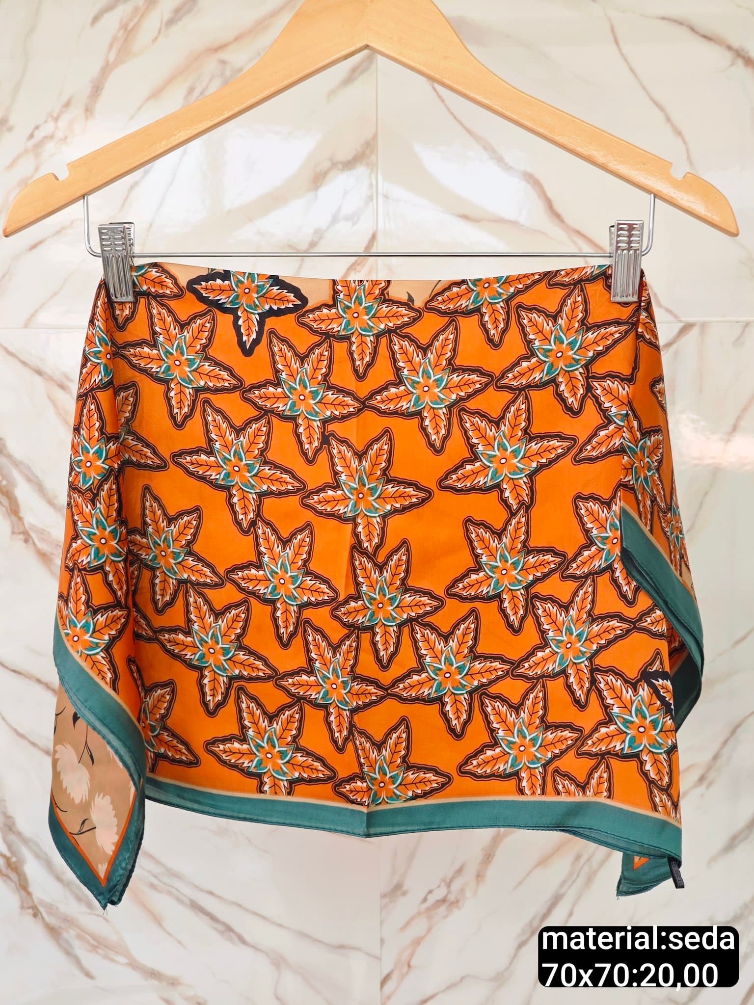 Lenço Cetim Floral Geométrico Laranja e Turquesa — LARANJA