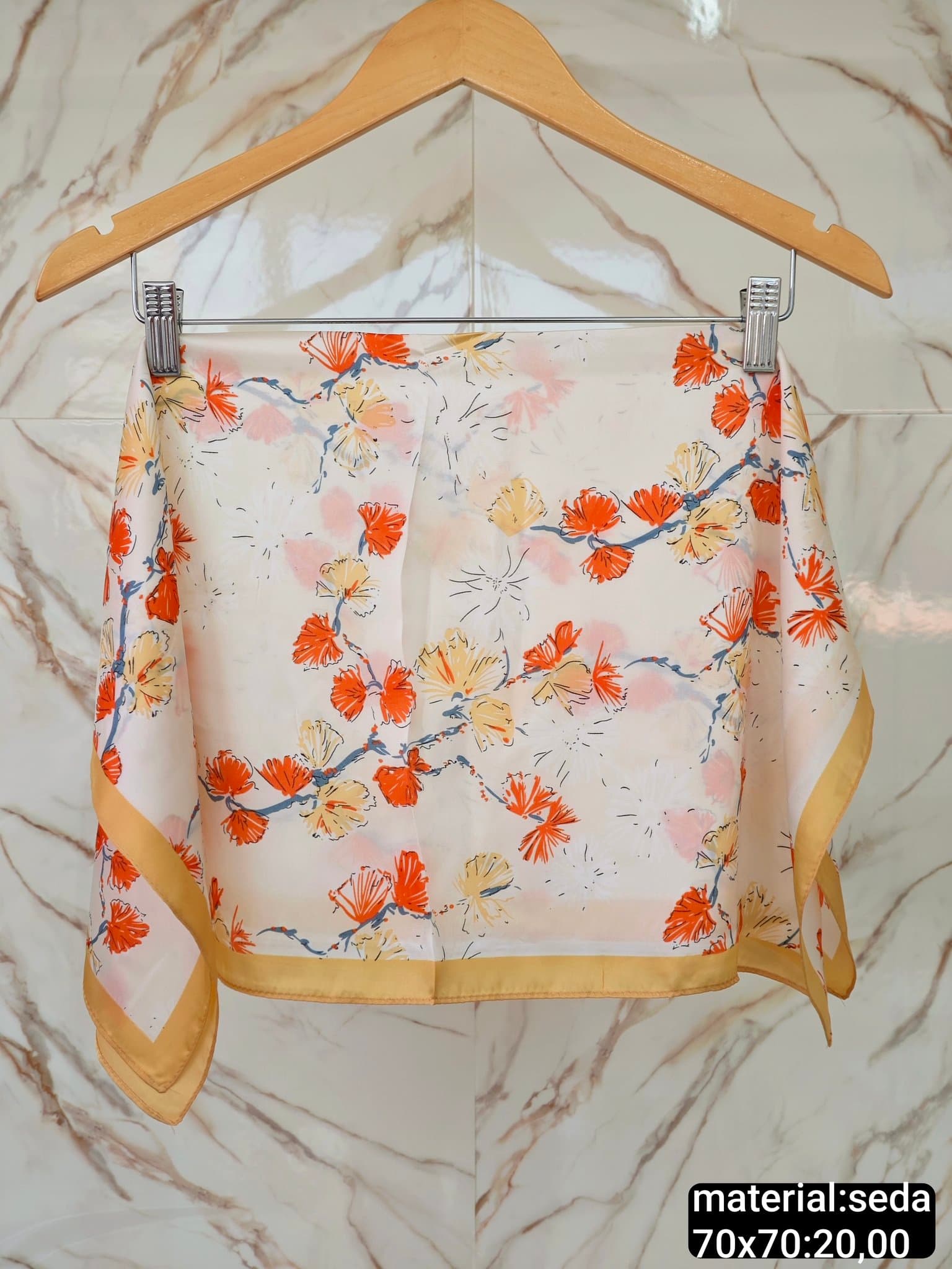 Lenço Cetim Floral Cerejeira Laranja — BRANCO