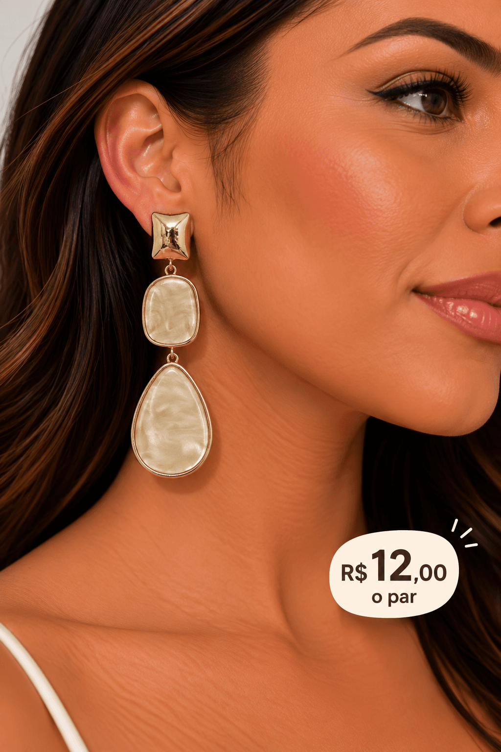 Brinco Resina Gota com Pino Quadrado Martelado — Bege marmorizado