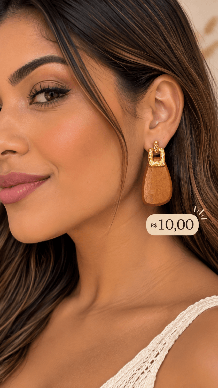 Brinco Argola Retangular Dourada com Gota — Marrom caramelo com dourado