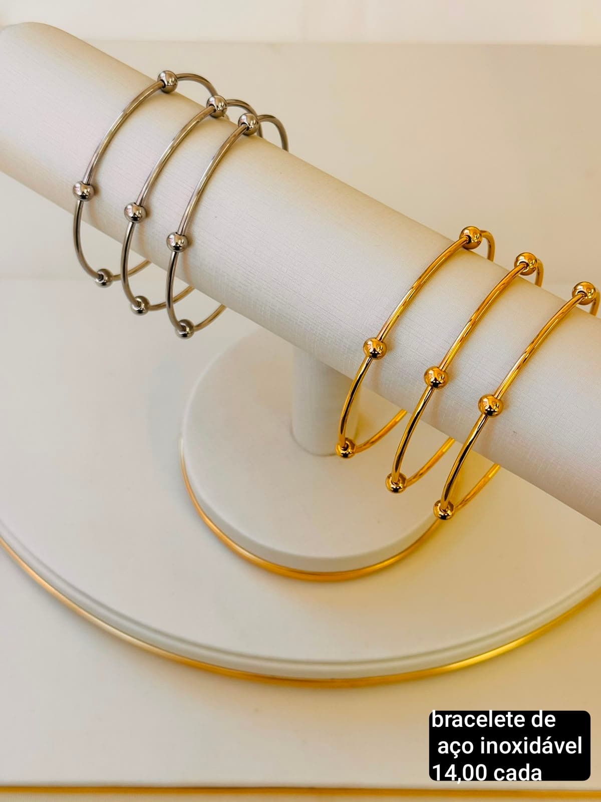 Bracelete Aramado Triplo com Bolinhas — Prata