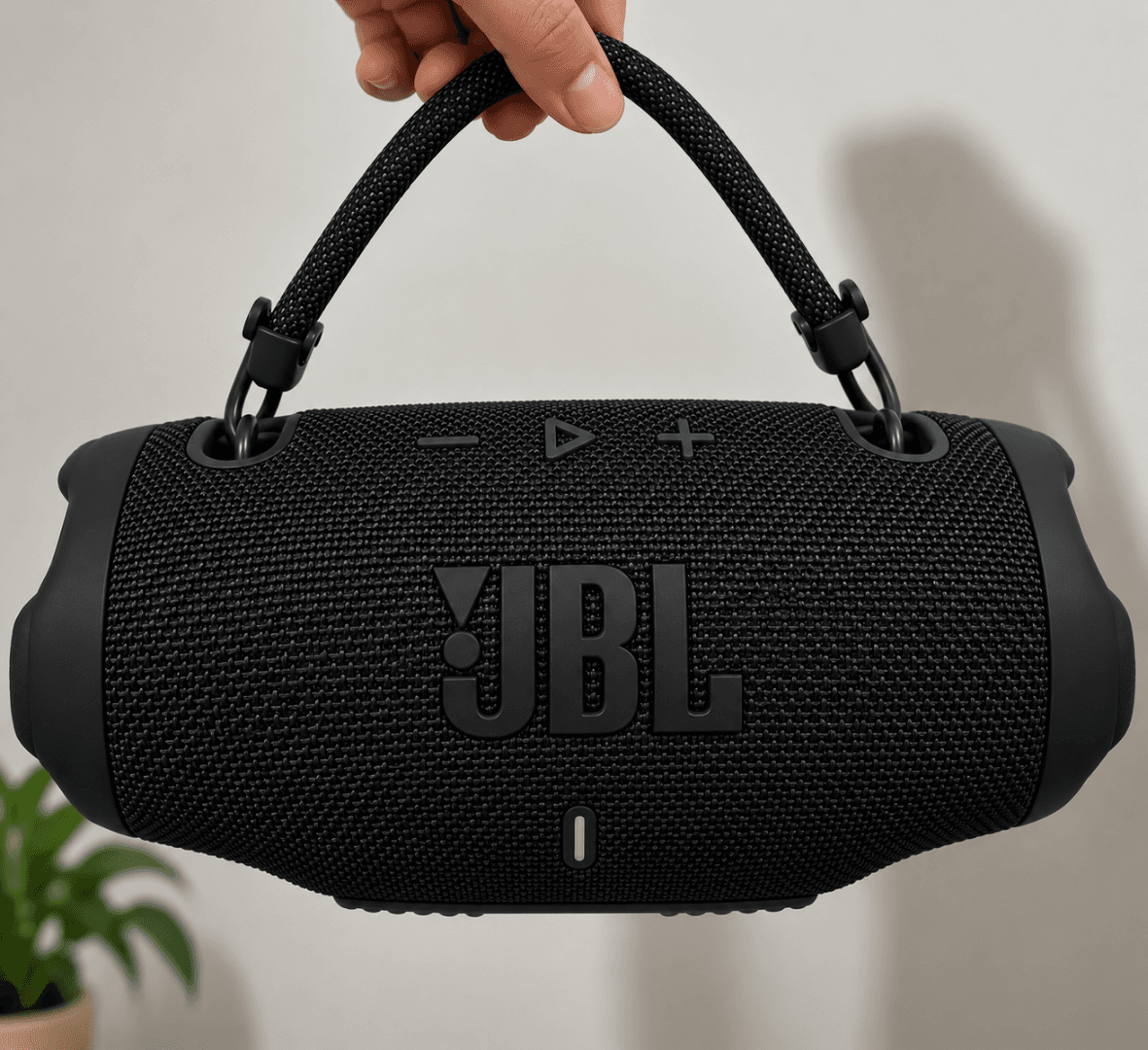 PARLANTE TIPO CHARGE 6 JBL — NEGRO