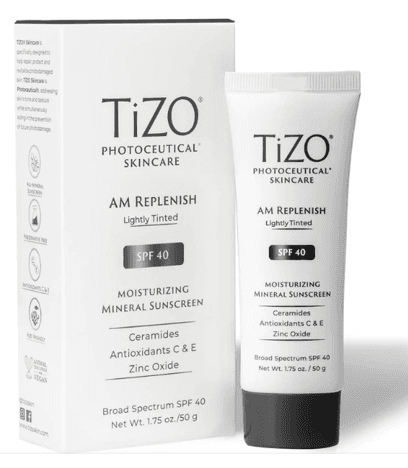 TIZO AM Replenish Mineral Sunscreen Lightly Tinted SPF 40 es un protector solar facial mineral con un toque de color.