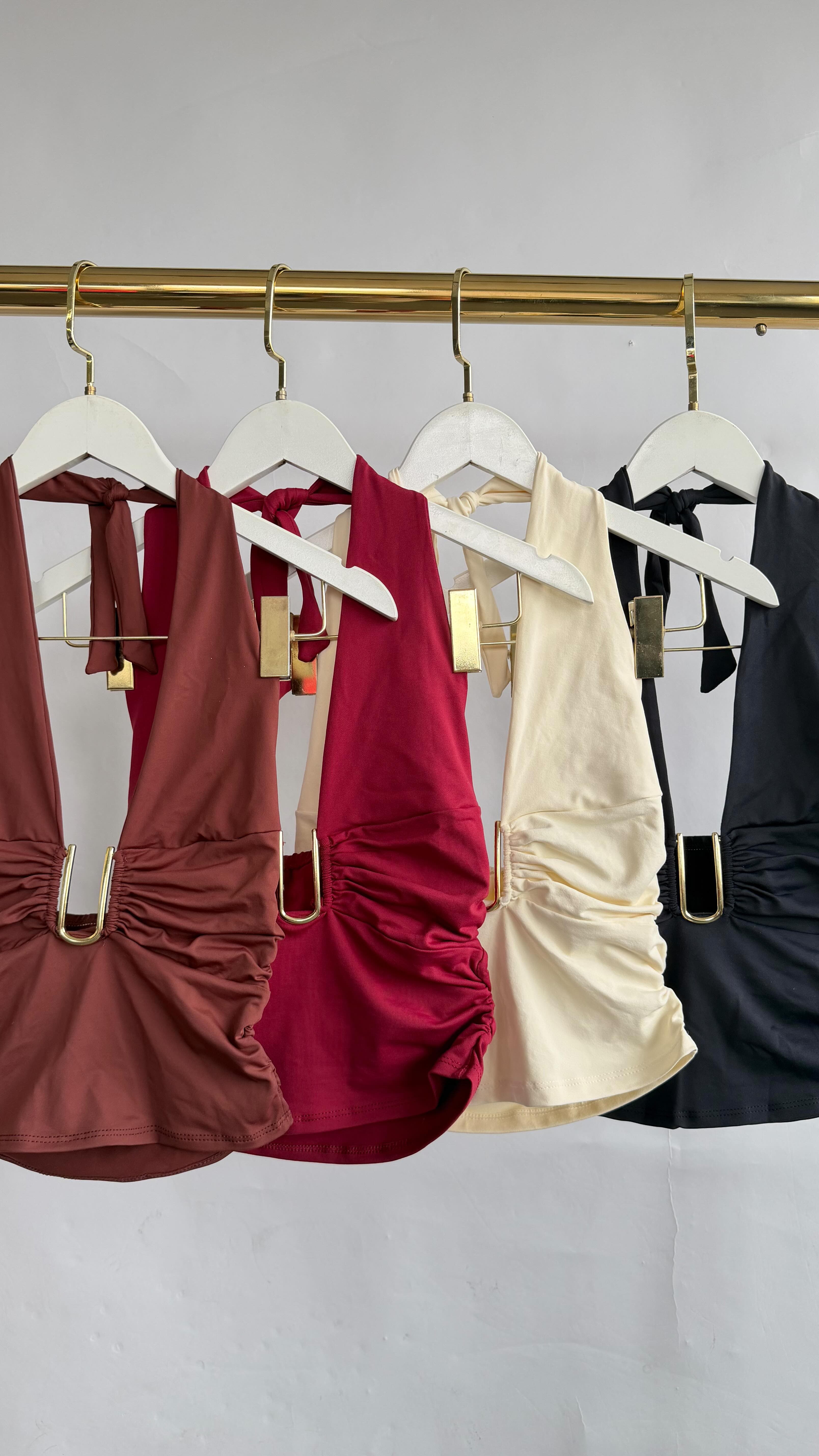 Cropped Livia