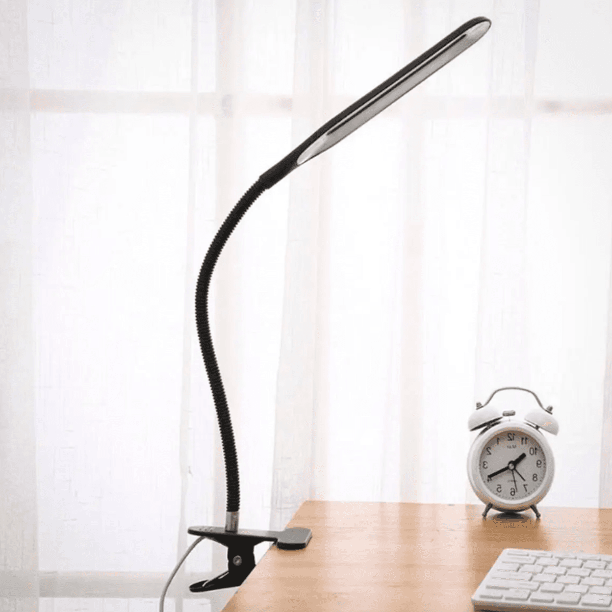 Luminária LED Mesa Presilha Alimentação USB JZ-USBD