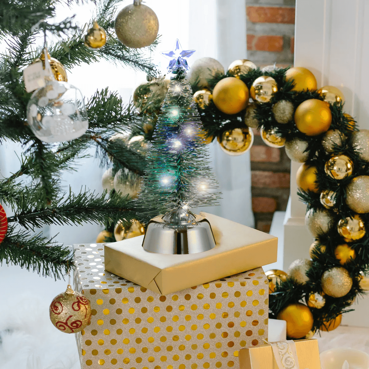Mini Árvore Natal Cedro Brilhante LED Branco Base ZSS-039