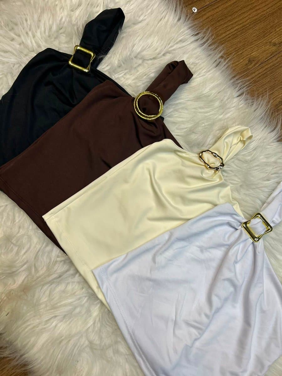 Blusa com Fivela — Blusa com Fivela - Marrom