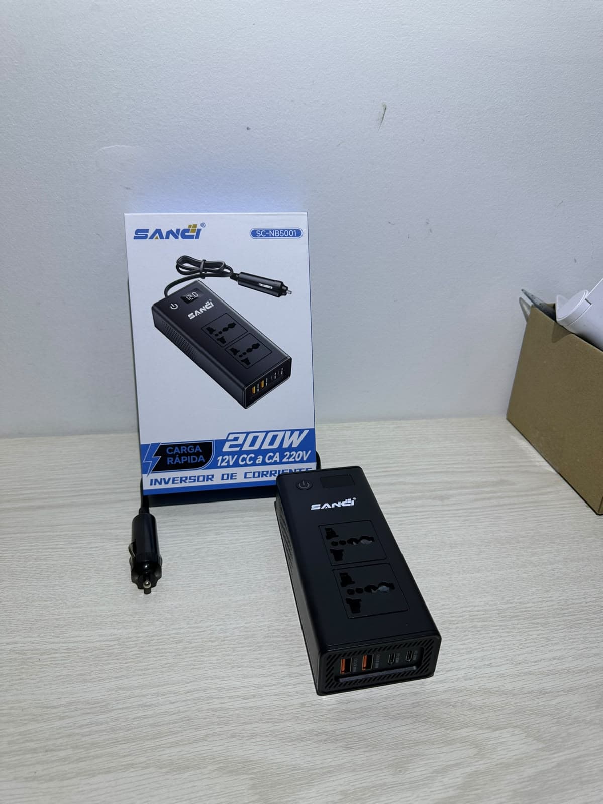 Inversor para vehículos de 12v a 220 v