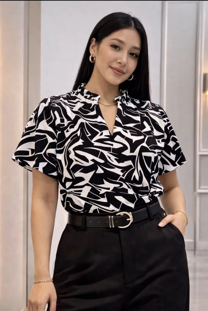 Blusa Oreana — Blusa Oreana - Negro - L