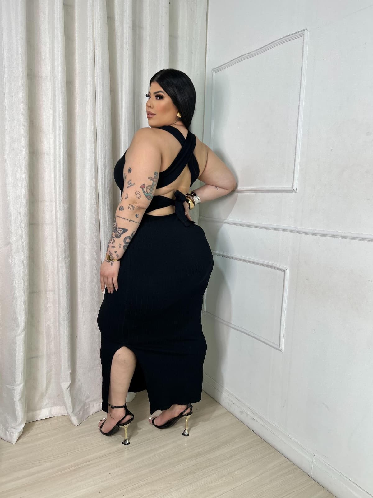 VESTIDO LÍDIA• CANELADO PREMIUM — Preto