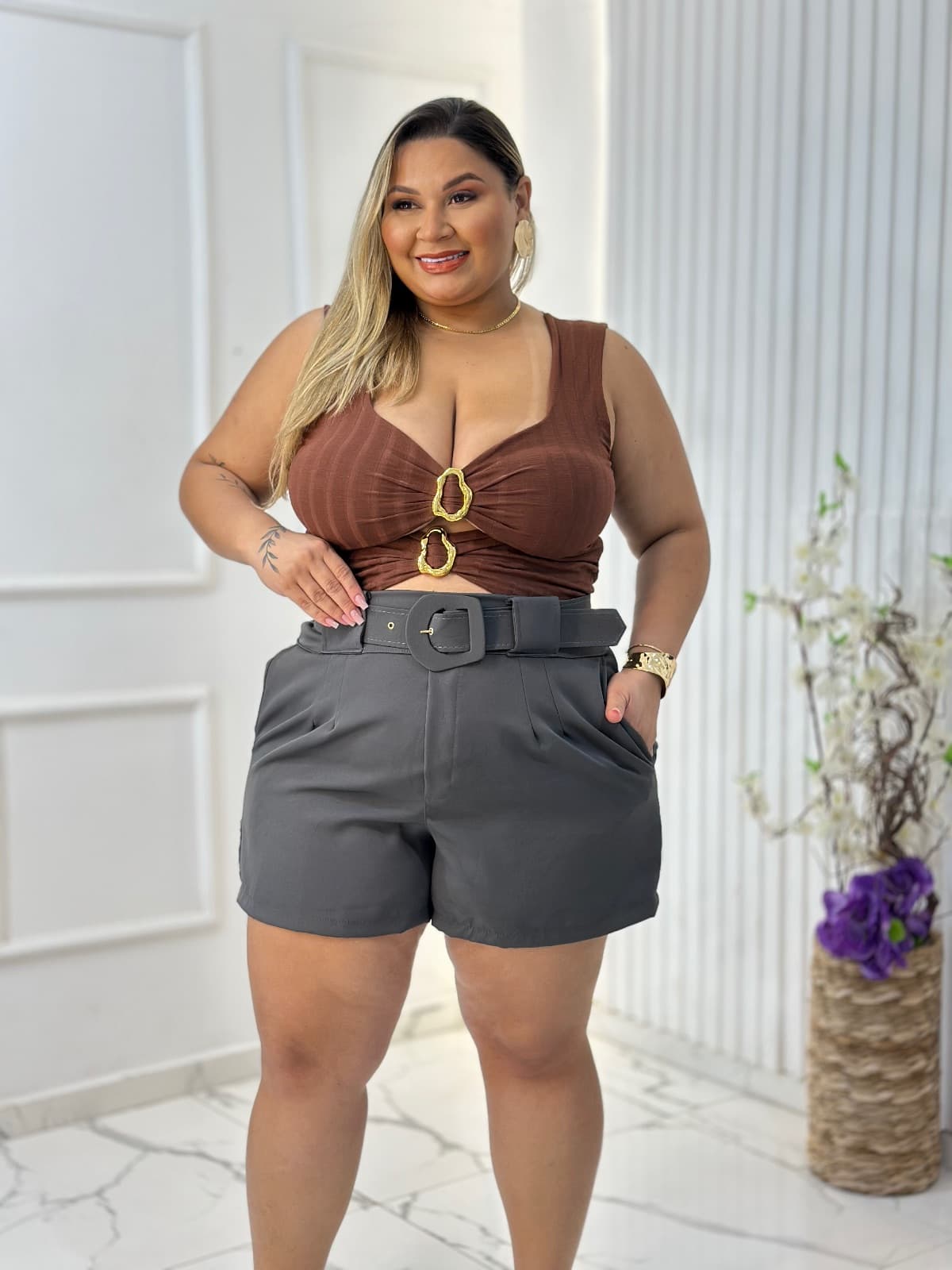 BODY 2 FIVELA PLUS • CANELADO COM ELASTANO — Preto