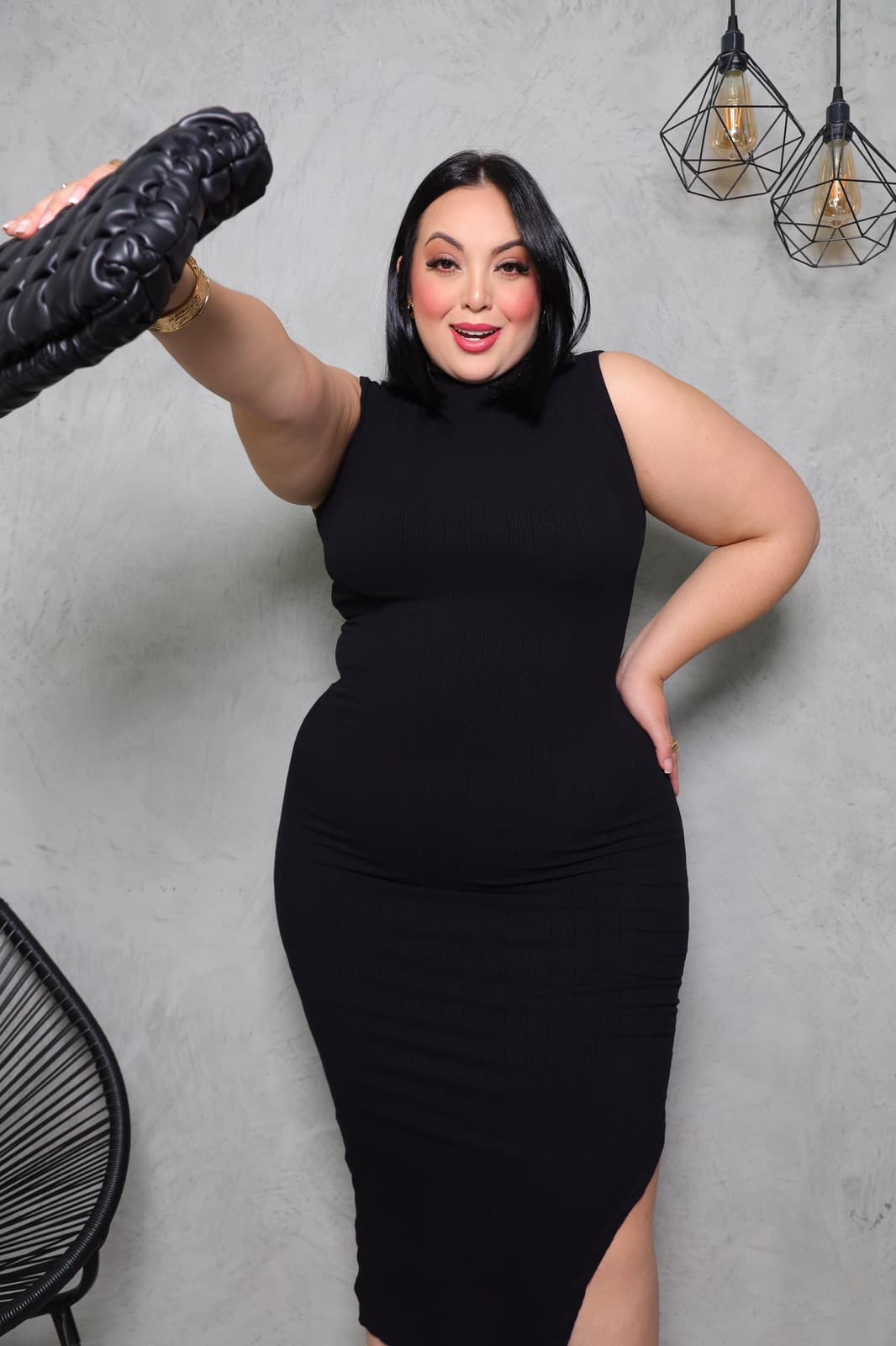 VESTIDO REGATA COM GOLA