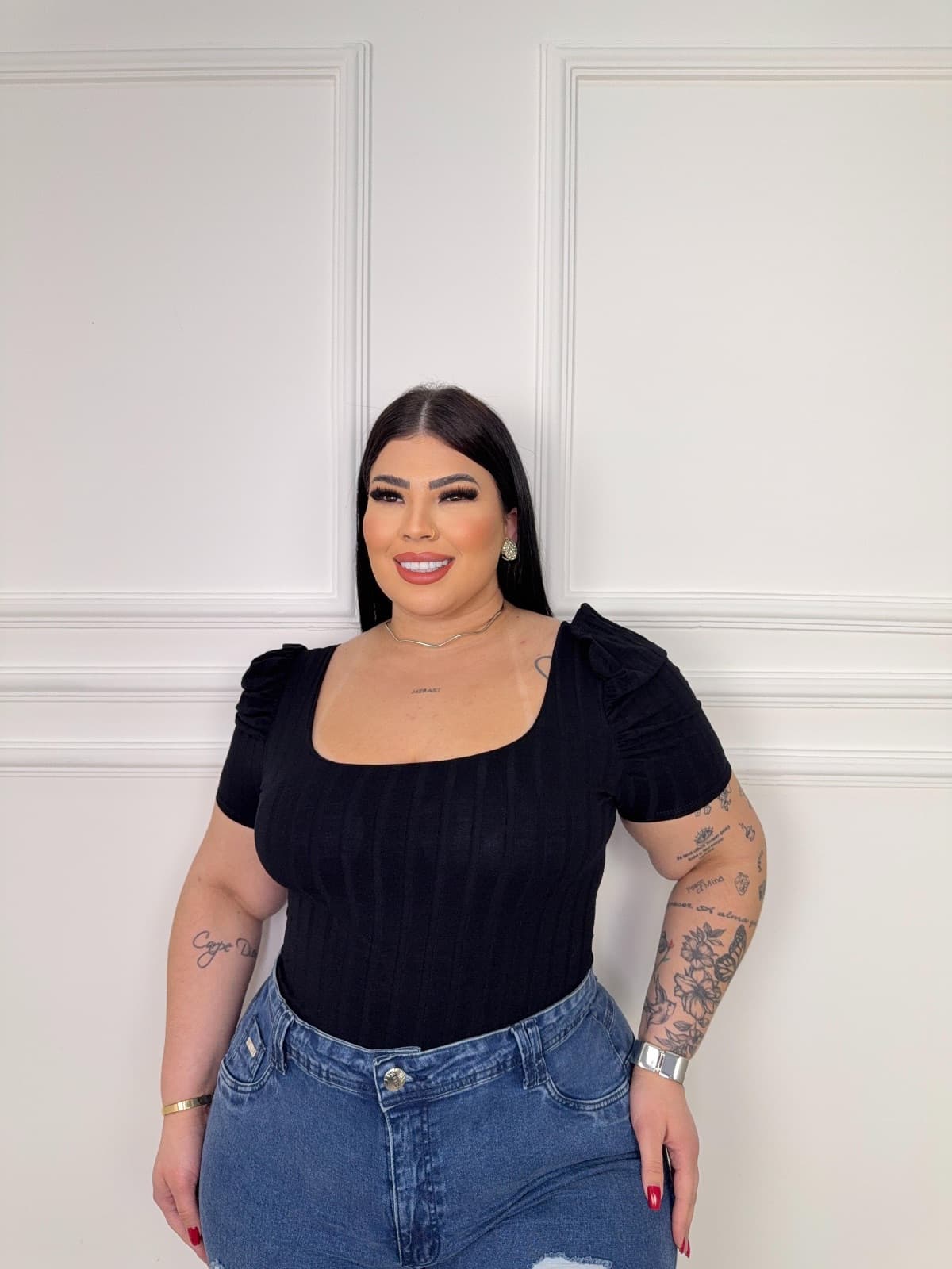 BODY BUFANTE PLUS • CANELADO COM ELASTANO — Preto