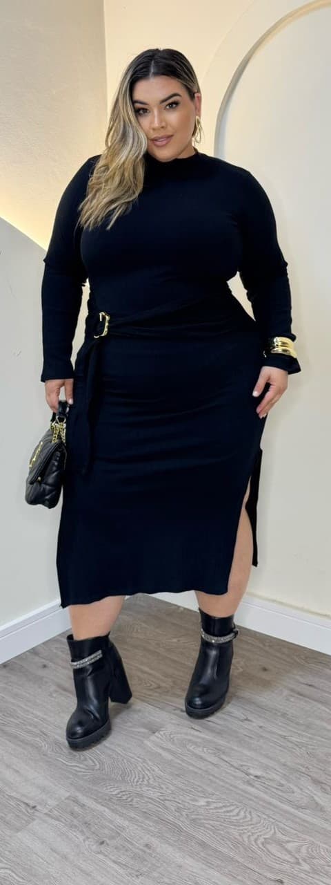 VESTIDO COM ARGOLA — Preto
