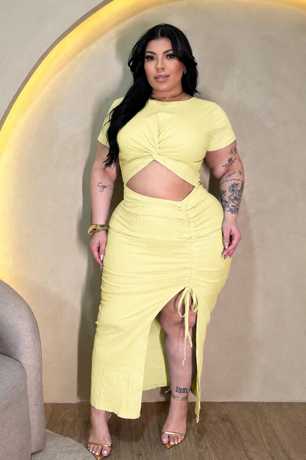 VESTIDO ALINE • CANELADO PREMIUM — Amarelo bb